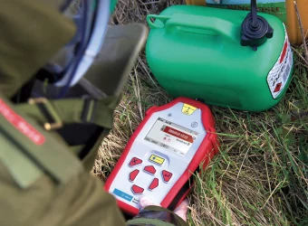 Resolve Handheld Raman Analyzer for Chemical Identification